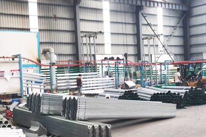 數十載經(jīng)驗沉澱 成(chéng)就化工塗料行業地位 數十載經驗沉澱 成就化工塗料行業地位}